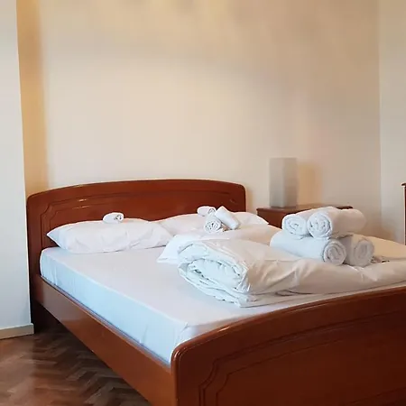 Gina's Apartment