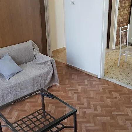 Apartament Gina's *