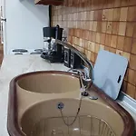 Apartament Gina's *